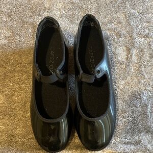 Capezio Glossy‎ Black Kids Shuffle Tap Shoes